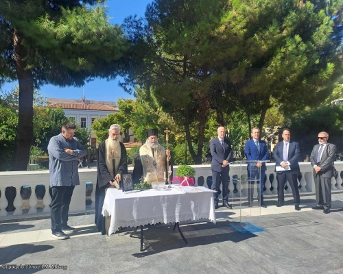 Ὁ Μάνης στόν Ἁγιασμό τοῦ Πρωτοδικείου Ἀθηνῶν