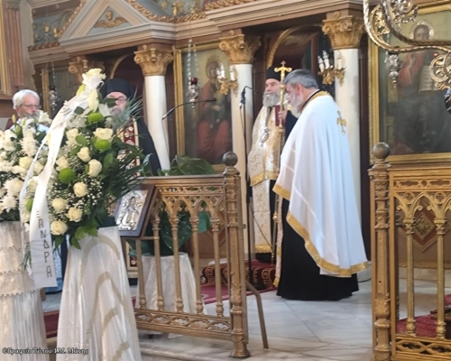 Ὁ Μάνης στήν Ἐξόδιο Ἀκολουθία τοῦ δασκάλου Δημητρίου Ροζάκη